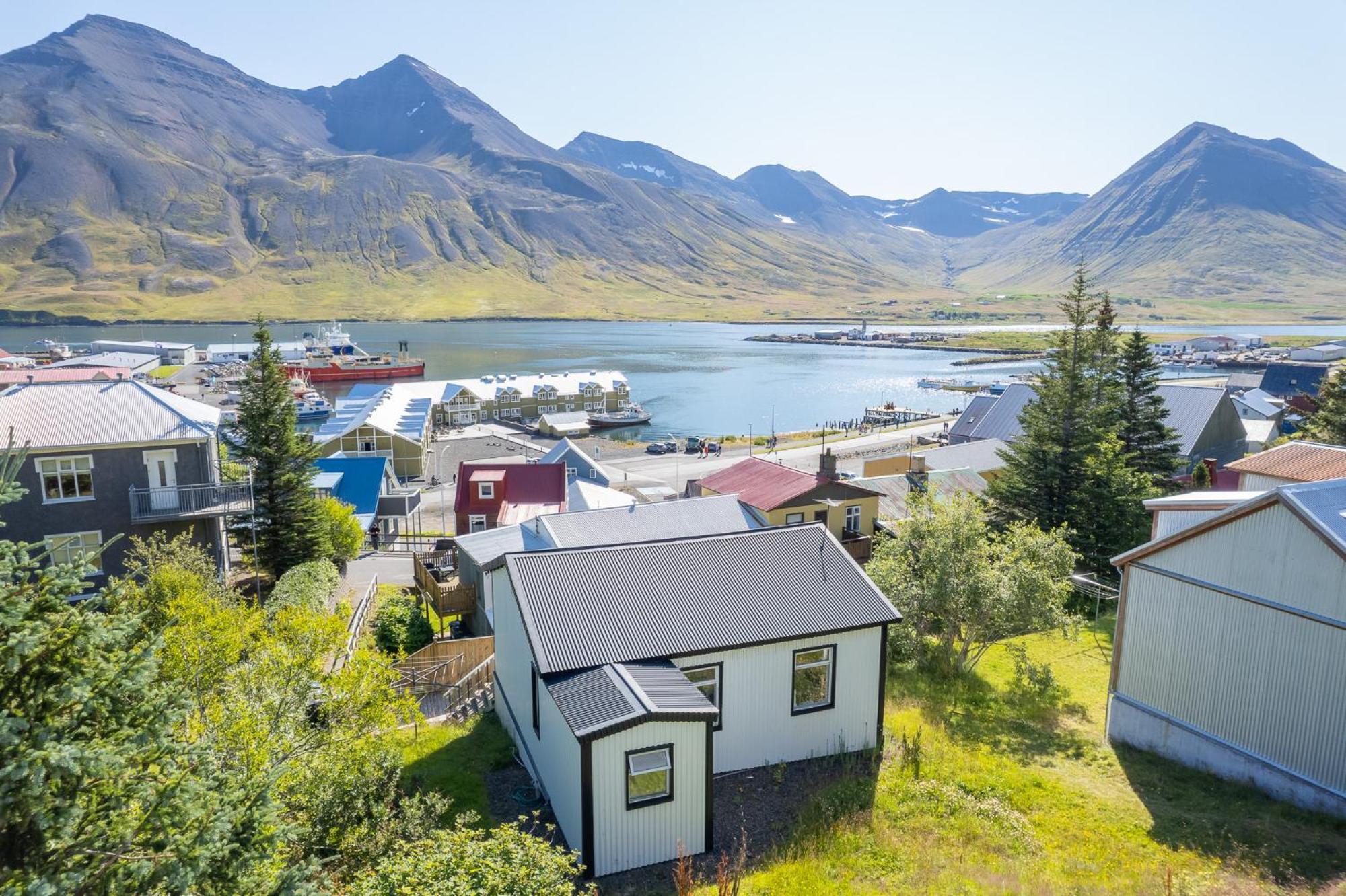 Landakot The Perfect Getaway By Staynorth Siglufjordur ภายนอก รูปภาพ