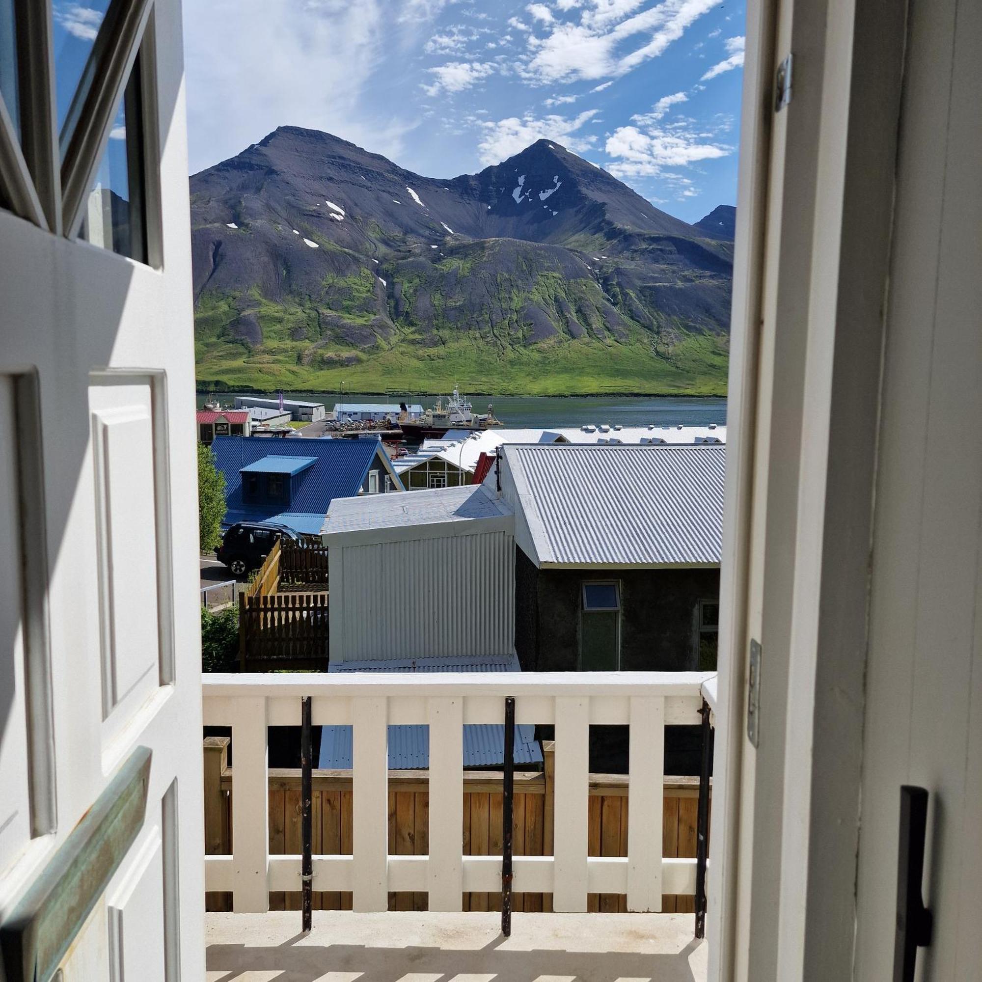 Landakot The Perfect Getaway By Staynorth Siglufjordur ภายนอก รูปภาพ