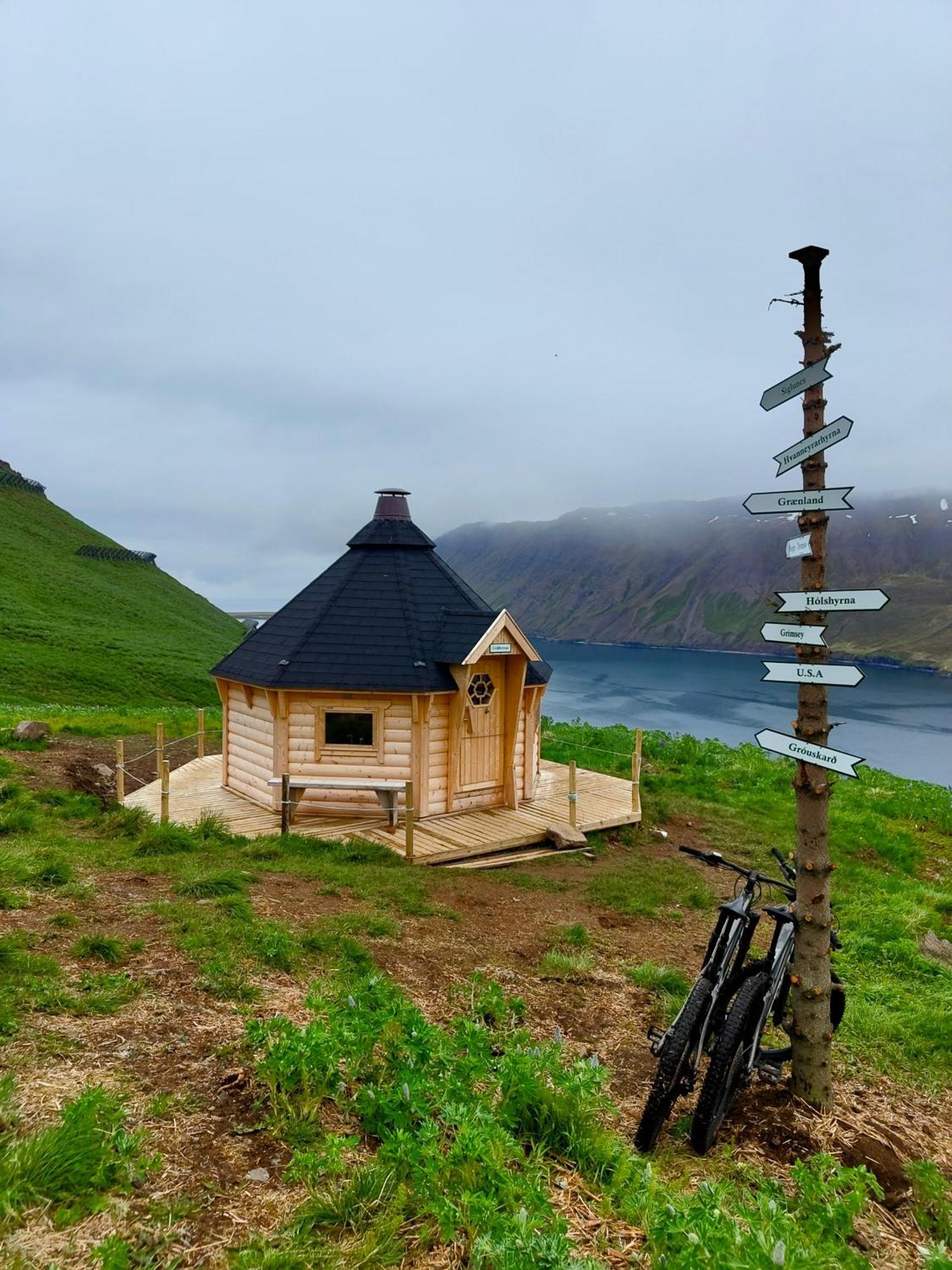 Landakot The Perfect Getaway By Staynorth Siglufjordur ภายนอก รูปภาพ